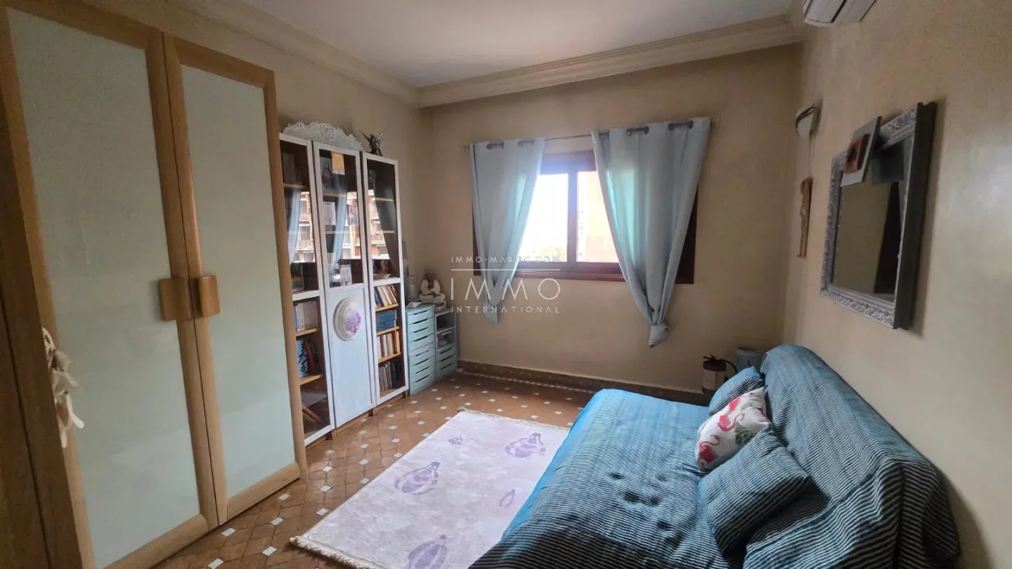 Victor hugo – superbe appartement familial de 180 m² avec terrasse et parking - Photo 10