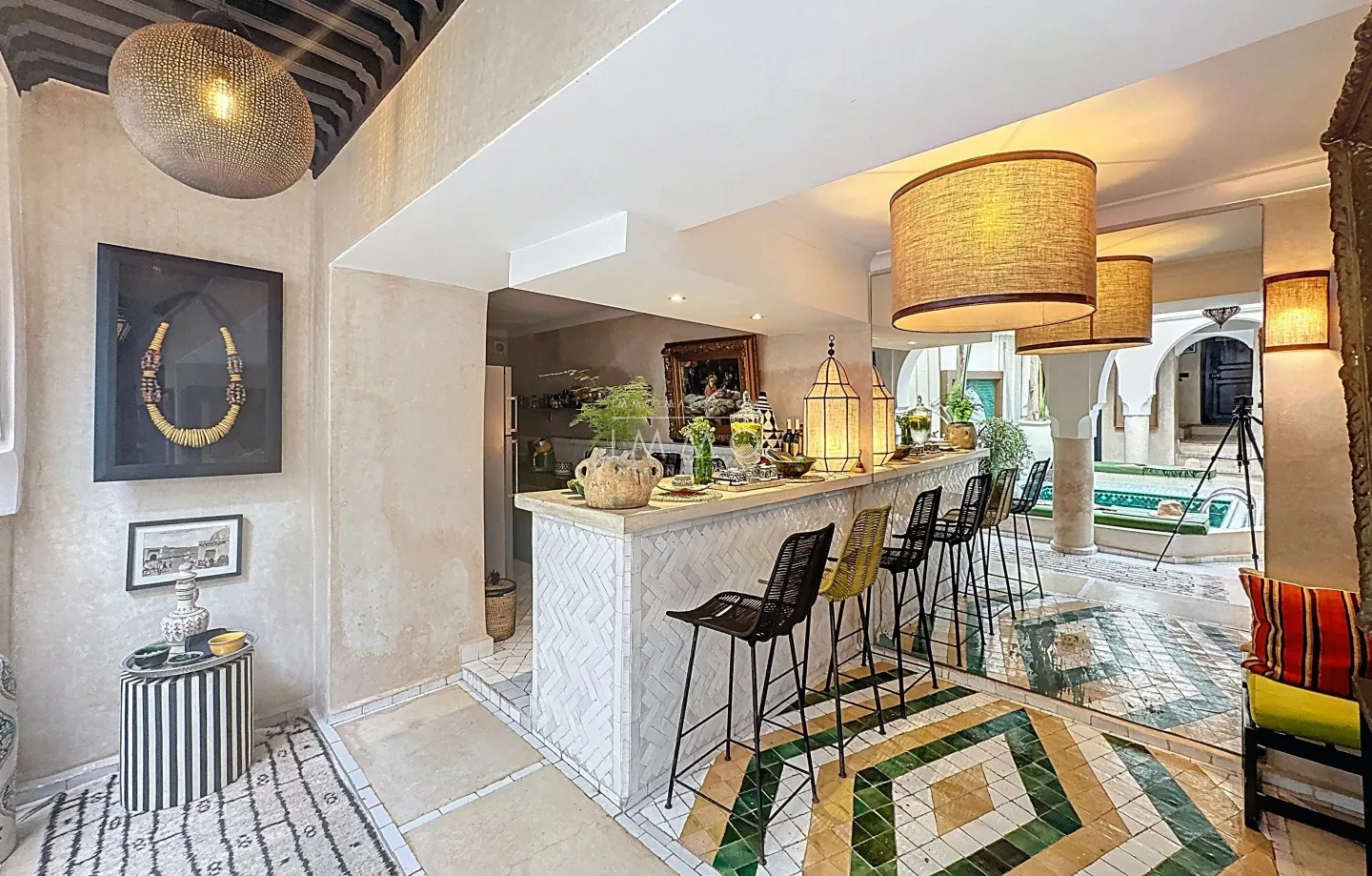 Riad de prestige a vendre – piscine chauffee et rooftop au cŒur de la medina - Photo 7