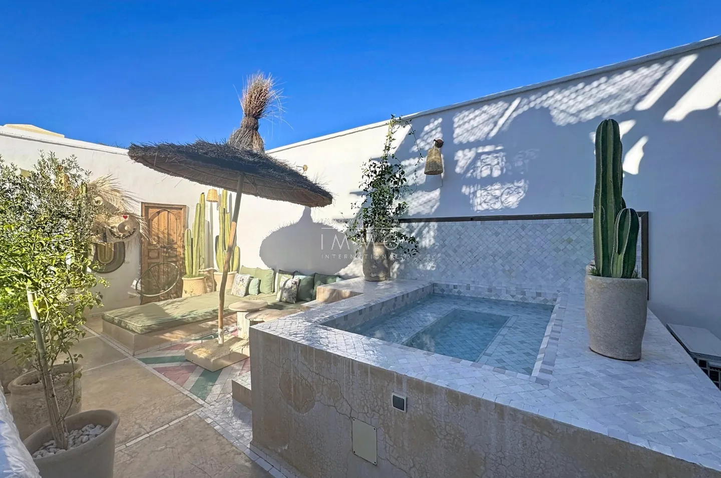 Riad de prestige a vendre – piscine chauffee et rooftop au cŒur de la medina - Photo 21