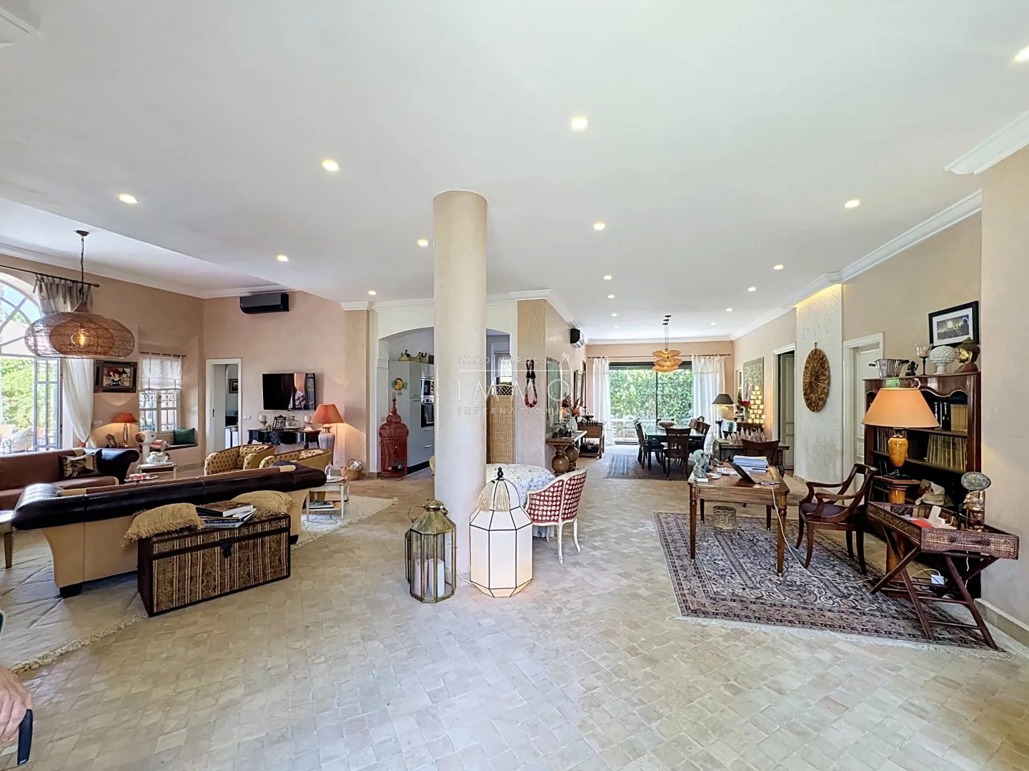 Propriété d'exception à marrakech – villa charles boccara sur 1 000 m² de terrain - Photo 25