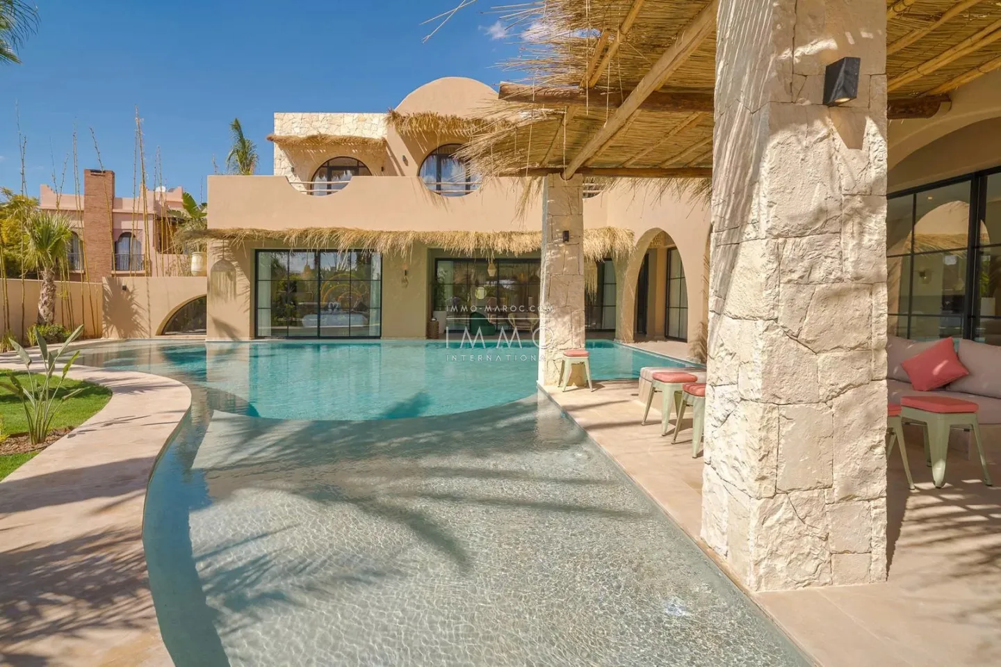 Villa de luxe à vendre style bali à marrakech - Photo 2