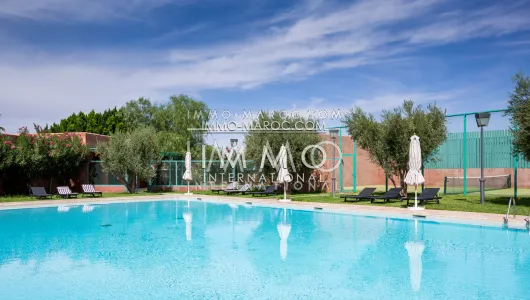 Appartement rez de jardin avec piscine à Marrakech 