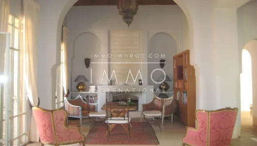 Location villa Marocain épuré Marrakech Extérieur Route Ourika