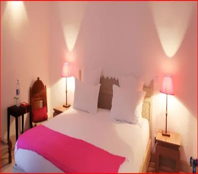 purchase riad guesthouse Marrakech less than 10 minutes instead of Kasbah