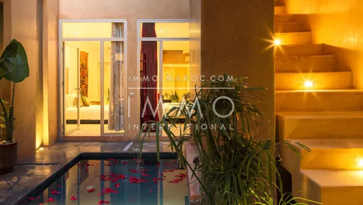 Contemporary Garage rent Marrakech riad within 10 minutes instead Kasbah