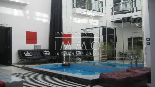 Sale Modern Marrakech riad within 10 minutes from the place