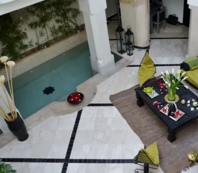 purchase riad guesthouse Marrakech Jamaa El Fna Dabachi
