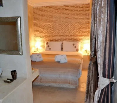 purchase riad guesthouse Marrakech Jamaa El Fna Dabachi