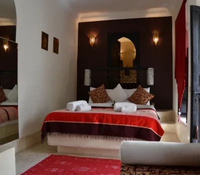 purchase riad guesthouse Marrakech Jamaa El Fna Dabachi