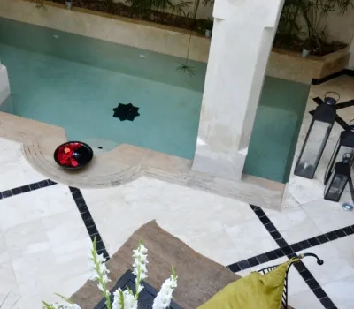 purchase riad guesthouse Marrakech Jamaa El Fna Dabachi