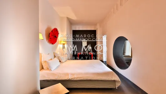 louer riad Marocain épuré Marrakech Place Jamaa El Fna