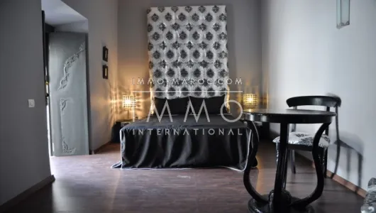 buy contemporary riad Marrakech Place Jamaa El Fna Kenaria