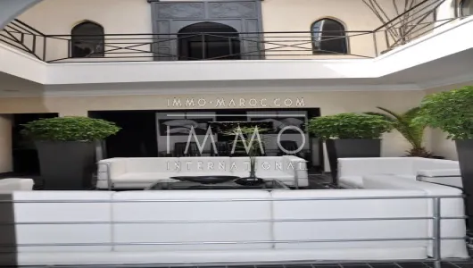 Sale riad contemporary Marrakech Place Jamaa El Fna Kenaria