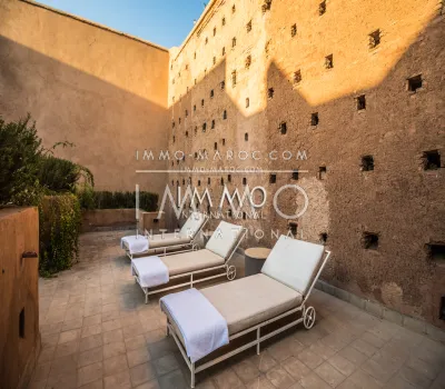 Sale riad car Moroccan refined Marrakech less than 10 minutes from the place Kasbah