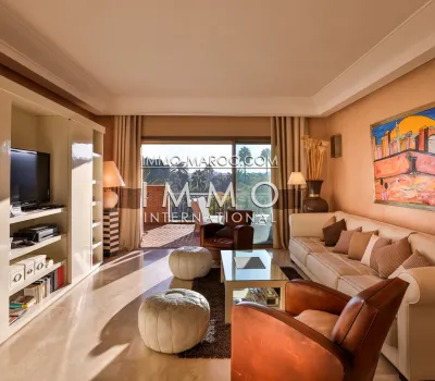 Luxury apartment with terrace and beautiful garden view
