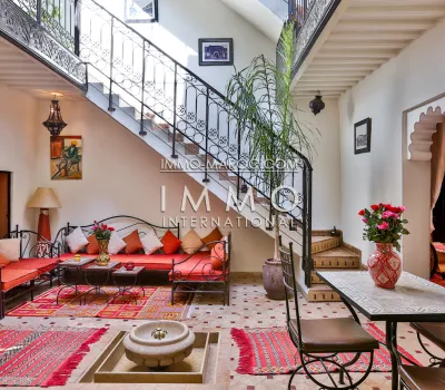 Riad for sale Moroccan clean Marrakech less than 10 minutes from Kasbah Square