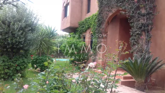Sale modern villa Marrakech Palmeraie Circuit Palmeraie