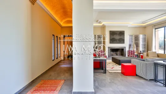 Buy contemporary villa Marrakech