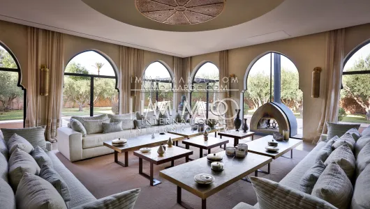 Luxury villa for sale in Marrakech Palmeraie
