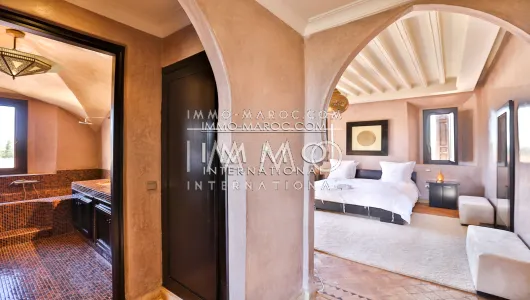Villa for sale Moroccan refined luxury Marrakech Palmeraie