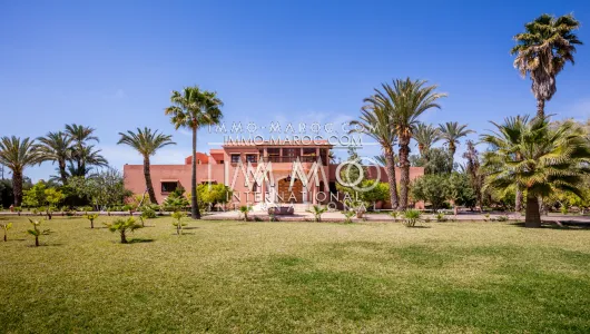 villa for sale at the palm grove