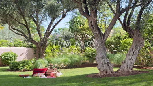 Villa for sale high-end Moroccan Marrakesh Golf Amelkis