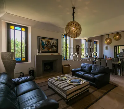 villa purchase Moroccan refined Marrakech exterior Route Fes