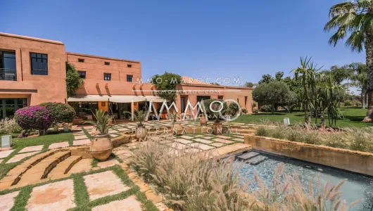 villa to buy Moroccan clean luxury Marrakech