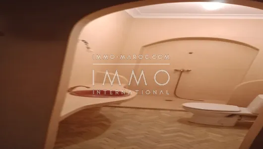 Marrakech riad buying car access within 10 minutes from the place