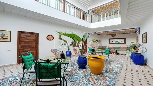 Riad à vendre Marocain Marrakech moins de 10 minutes de la place Riad Laarous