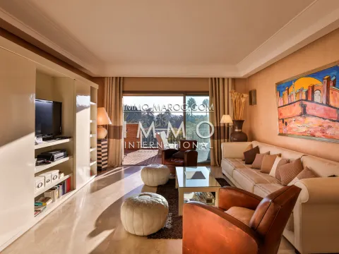 Luxury apartment with terrace and beautiful garden view