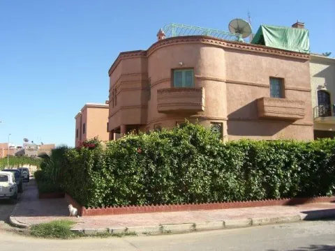 Purchase villa Moroccan refined Marrakech Downtown Casablanca Road