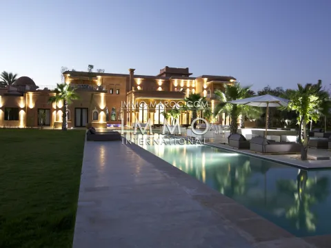 Purchase villa Moroccan refined high-end Marrakech