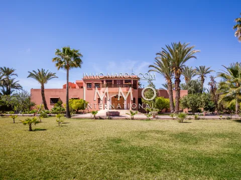 villa for sale at the palm grove