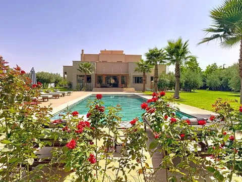 Location villa Marrakech Route Fes